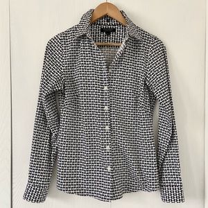 Banana Republic fitted no iron dress shirt.